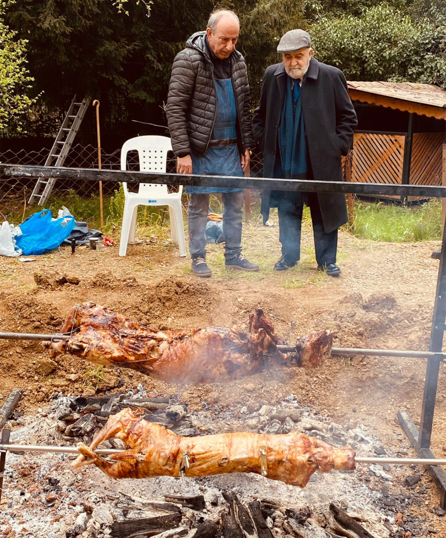 Πασχαλινή γιορτή στην καρδιά της Κωνταντινούπολης από την Ιερά Μητρόπολη Δέρκων
