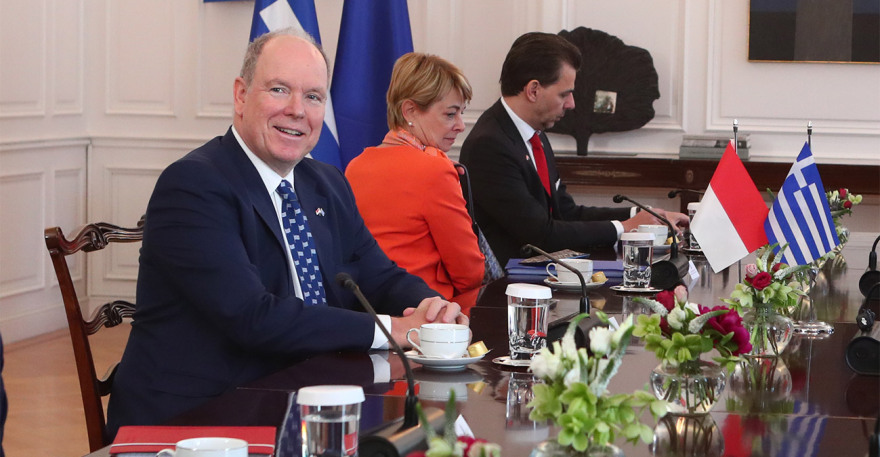 Στο Μαξίμου για συνάντηση με τον Μητσοτάκη ο πρίγκιπας Αλβέρτος του Μονακό