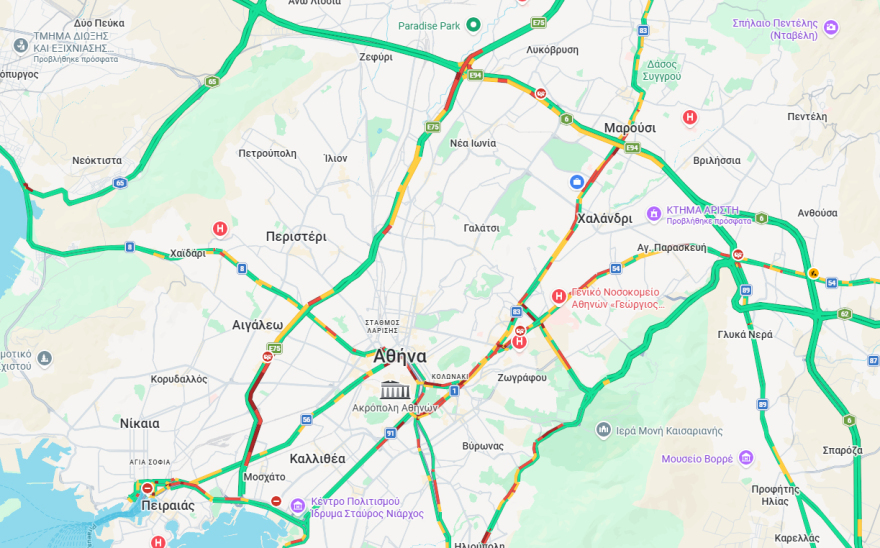 Τροχαίο στον Κηφισό στο ύψος της Ιεράς Οδού, δυσχέρεια στο ρεύμα κυκλοφορίας προς Λαμία
