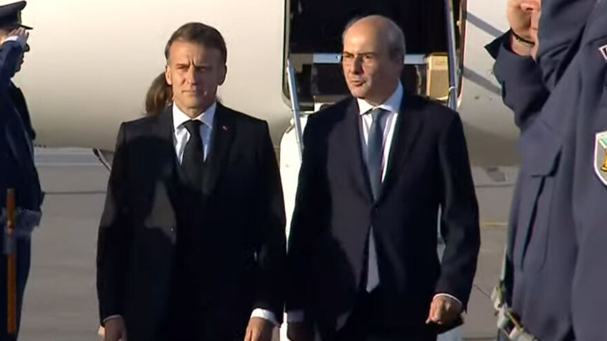 macronxatzidakis