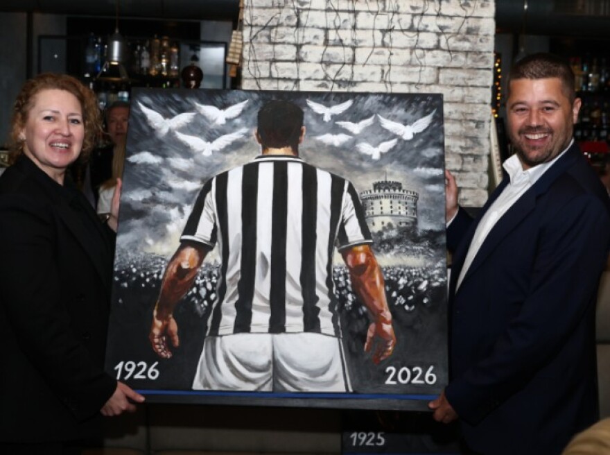 Τελικός Κυπέλλου Ελλάδας: Η ΕΠΟ τίμησε τον ΠΑΟΚ και τον ΟΦΗ με αναμνηστικά έργα τέχνης 

