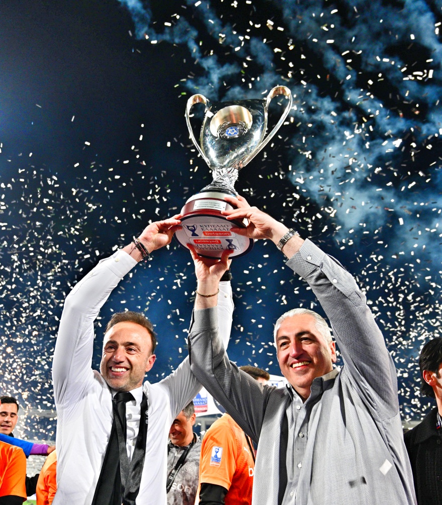 H ζωή του Χρήστου Κόντη που οδήγησε τον ΟΦΗ στην κορυφή μετά από 39 χρόνια: Ο έρωτας για το ποδόσφαιρο, οι γυναίκες του και το έμφραγμα, βίντεο και φωτογραφίες 