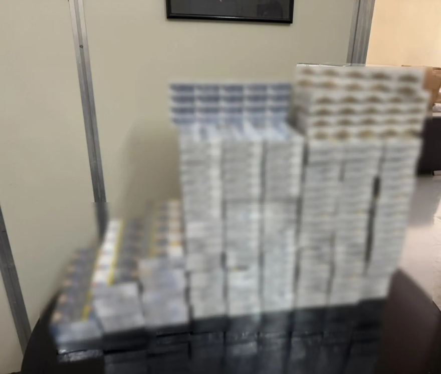 Συνελήφθη 24χρονος «delivery» με λαθραία καπνικά στον Πειραιά
