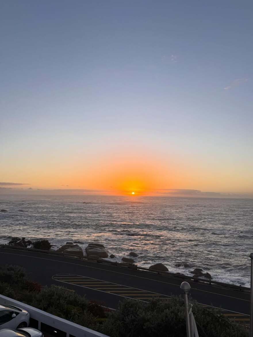 Η Μαριέττα Χρουσαλά πόζαρε με μαγιό στο Κέιπ Τάουν
