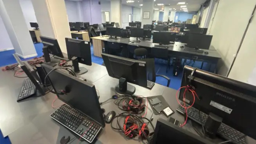 Εξαρθρώθηκε διεθνές κύκλωμα που έστηνε απάτες με δήθεν επενδύσεις: Θύματα και στην Ελλάδα, ζημιά άνω των 50 εκατ. ευρώ