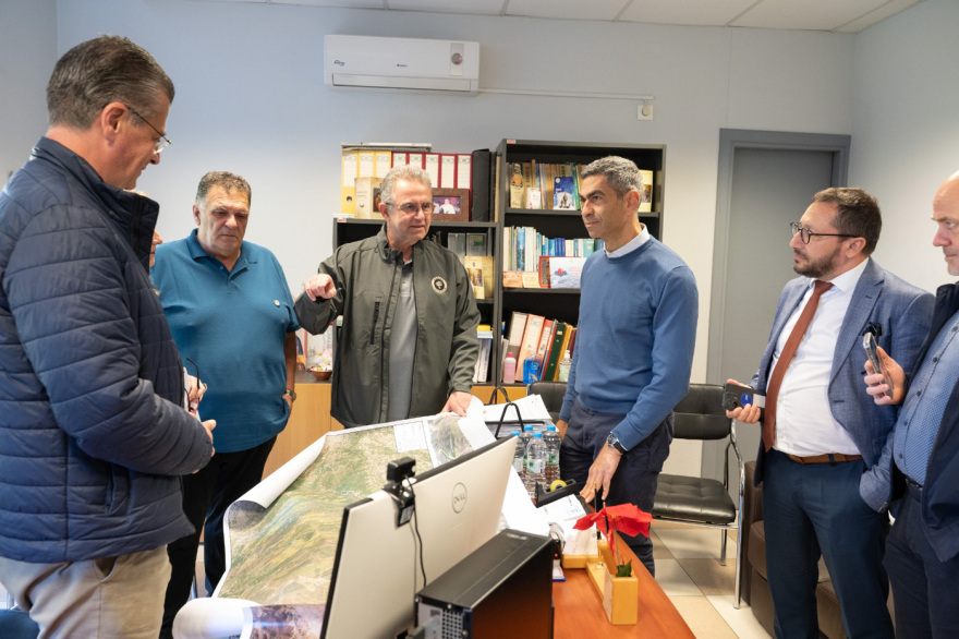 Σε πλήρη εξέλιξη τα αντιπλημμυρικά έργα στη Χίο μετά τις πυρκαγιές του 2025