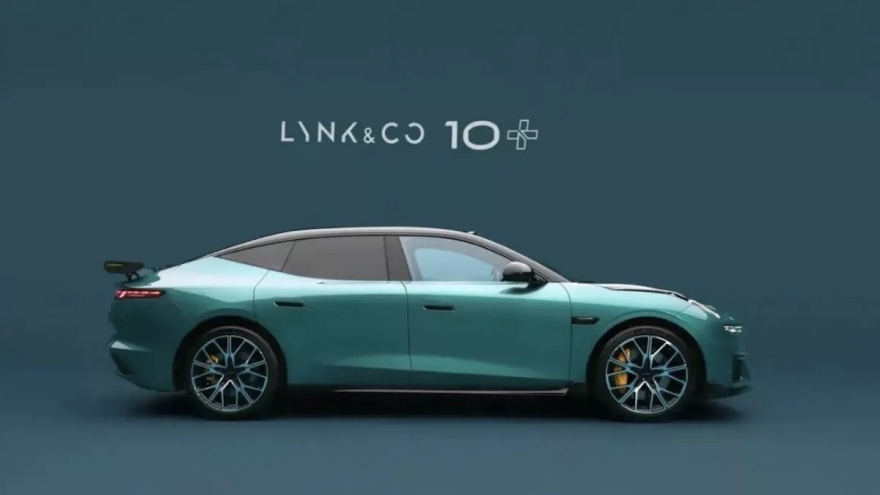 Η Lynk & Co μπαίνει στα σπορ σεντάν
