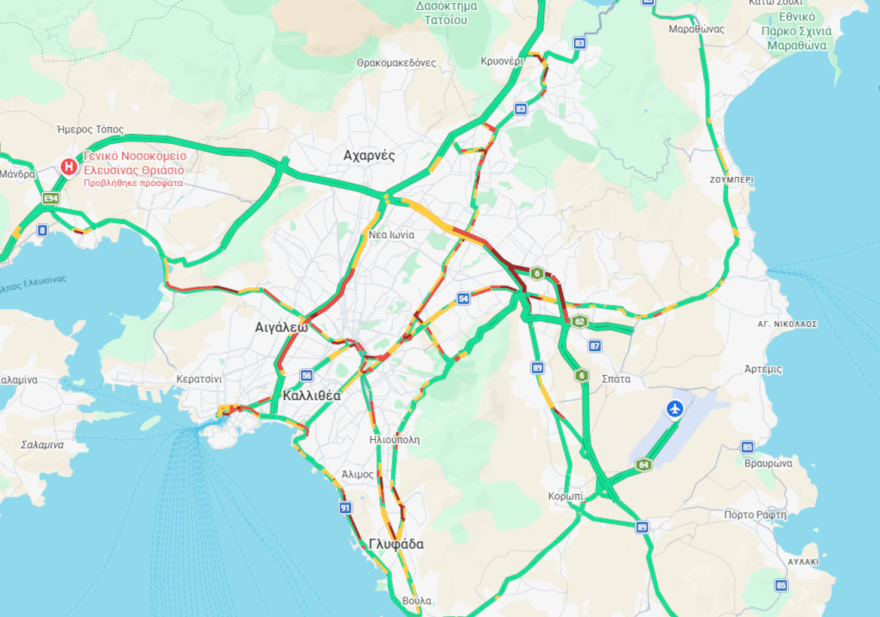 Ξεκίνησε η έξοδος για το τριήμερο της Πρωτομαγιάς, στο «κόκκινο» η κίνηση σε Κηφισό, Αττική Οδό και Κηφισίας
