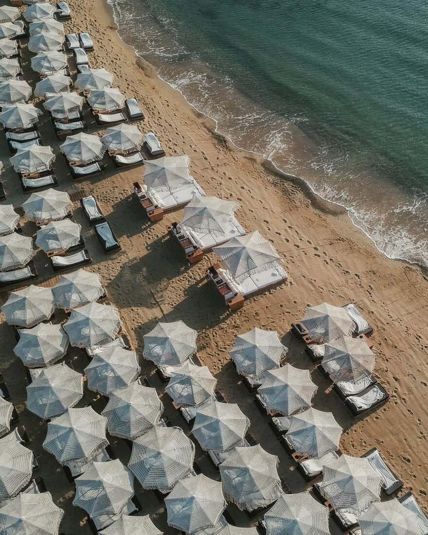 Principote: Το beach club της Μυκόνου που προτιμούν οι διεθνείς celebrities ετοιμάζεται να ανοίξει τις πόρτες του
