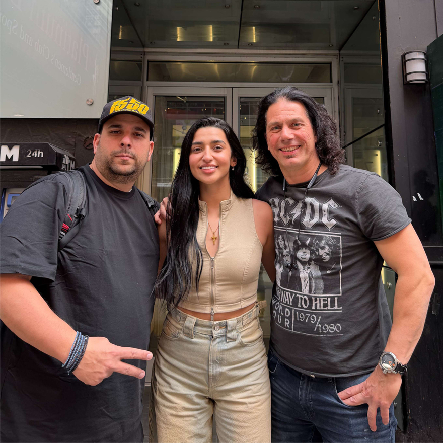 Η Αναστασία στο ιστορικό Quad Studios της Νέας Υόρκης για το νέο της τραγούδι