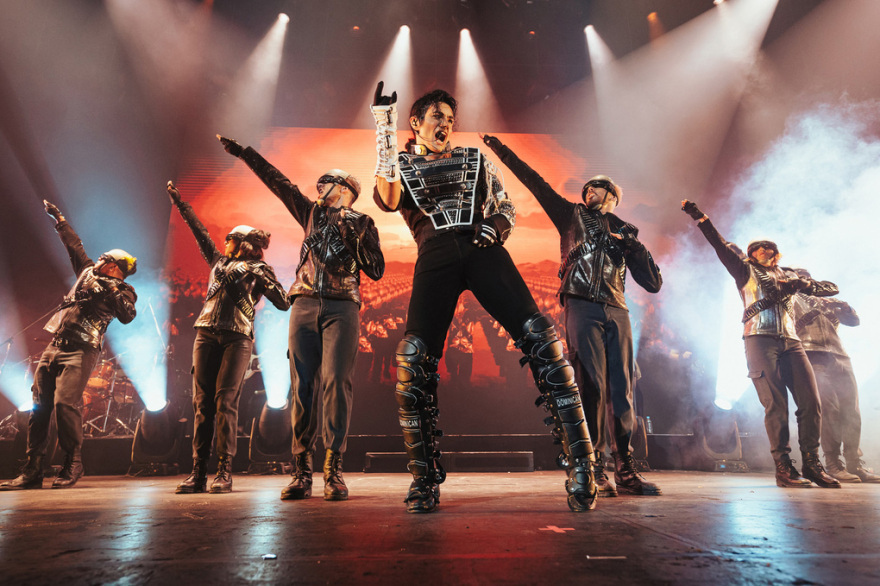 This Is Michael | The King of Pop Live, μια ζωντανή επιστροφή στη σκηνική μυθολογία του Michael Jackson