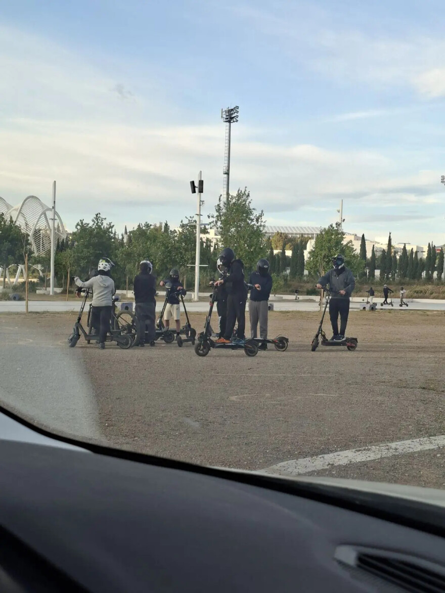 Στο στόχαστρο της Τροχαίας τα ηλεκτρικά πατίνια, ένας στους τρεις οδηγούς με παράβαση στην Αττική 