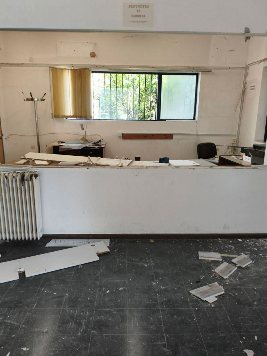 Βανδαλισμός στα ΚΤΕΟ Αγρινίου, ξήλωσαν μέχρι και τα αλουμίνια, δείτε φωτογραφίες