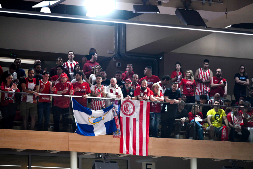 «Ας πάρουμε αυτό που μας αξίζει»: Πανηγυρισμοί στα αποδυτήρια του Ολυμπιακού μετά την πρόκριση στο Final Four, δείτε βίντεο και φωτογραφίες