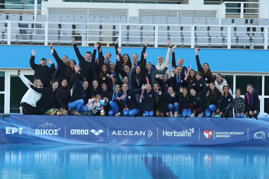 Οι «Υάδες» αναδείχθηκαν πρωταθλήτριες στην Καλλιτεχνική Κολύμβηση
