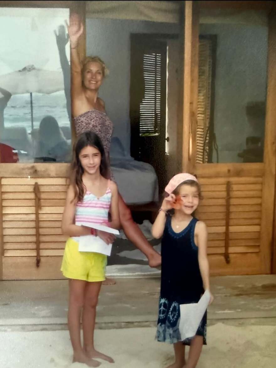 Οι συγκινητικές αναρτήσεις των επωνύμων για τη Γιορτή της Μητέρας: Η μητρότητα δεν είναι οι τέλειες στιγμές, είναι εκείνα τα μικρά «είμαι εδώ» κάθε μέρα