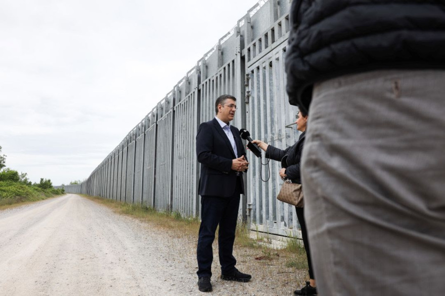 Τζιτζικώστας: 1,7 δισ. ευρώ από ευρωπαϊκούς πόρους στον φράχτη του Έβρου