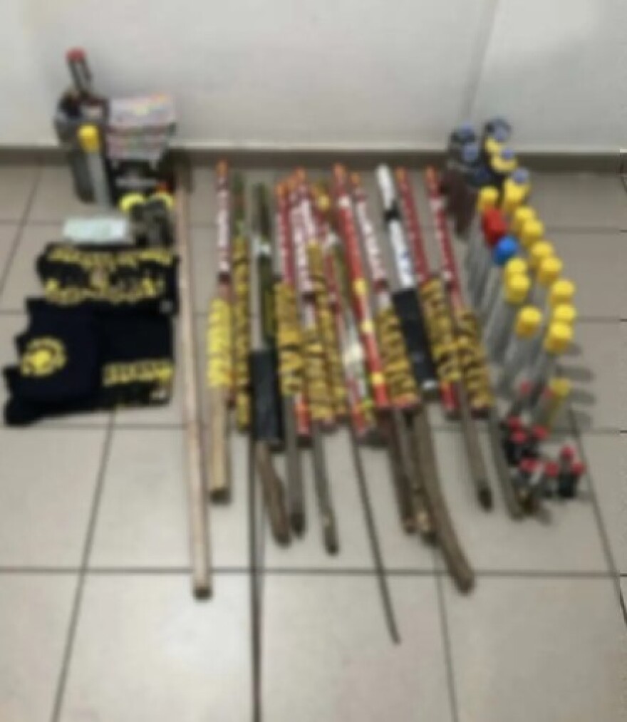 Συνελήφθη άνδρας που διατηρούσε παράνομο σύνδεσμο οργανωμένων οπαδών έχοντας ως βιτρίνα πολιτιστικό σύλλογο στη Θεσσαλία
