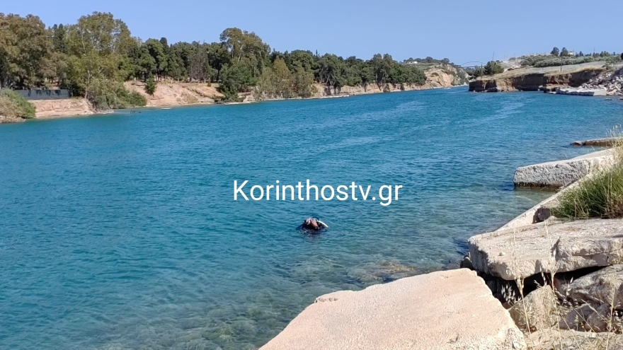Όχημα εντοπίστηκε μέσα στη θάλασσα στην Ποσειδωνία της Κορίνθου, δείτε βίντεο και φωτογραφίες
