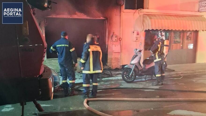 Καταστράφκε ολοσχερώς μετά από φωτιά η σχολή οδηγών του δημάρχου Αίγινας - «Οι Αρχές εξετάζουν όλα τα στοιχεία», λέει ο ίδιος