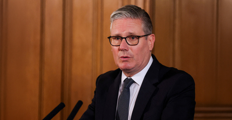Πολιτική αστάθεια στη Βρετανία: Από το Brexit στην παραίτηση Στάρμερ και τον έβδομο πρωθυπουργό μέσα σε μια δεκαετία