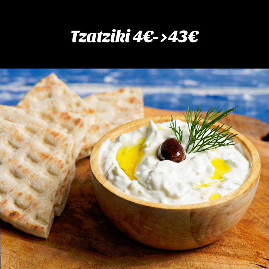 Πολυμήχανοι Έλληνες κάνουν promo στον Ακύλα με εκπτώσεις αλλά και... αυξήσεις: «45€ το πιτόγυρο και 50€ η χωριάτικη αν δεν τον ψηφίσετε» γράφουν