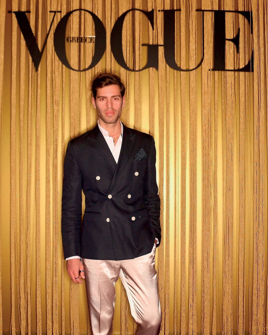 Χρήστος Κατσαφάδος: Το top model που είναι και πολιτικός μηχανικός