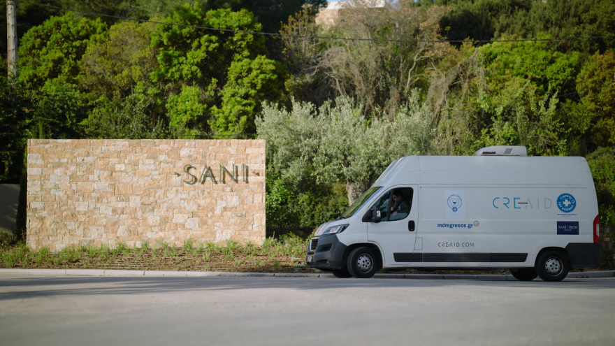«Healthy Smiles»: Το νέο πρόγραμμα κινητής οδοντιατρικής φροντίδας των Γιατρών του Κόσμου με τη στήριξη του Ομίλου Sani/Ikos
