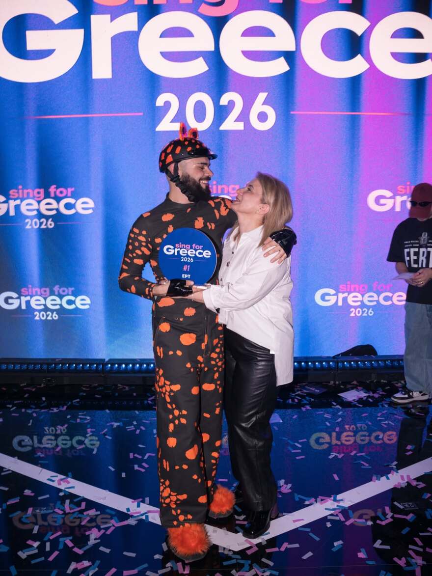 Η συγκινητική ανάρτηση του Ακύλα για τη μητέρα του: Κοίτα μαμά, πόσα καταφέραμε τους τελευταίους μήνες