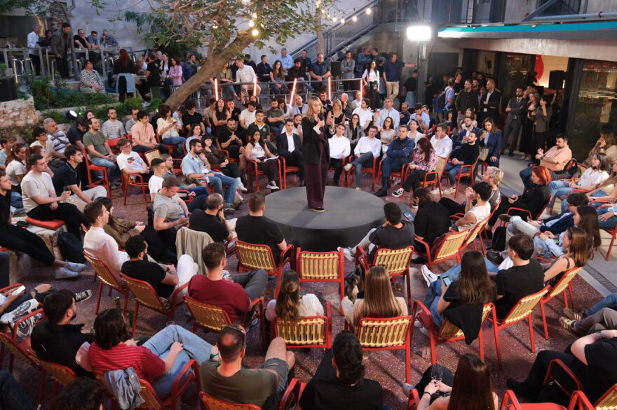 Τσίπρας στην εκδήλωση Unmute Now: Στο Θησείο την άλλη Τρίτη ανοίγουμε τα πανιά μας σε νέους ορίζοντες