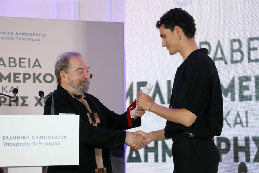 Η Έβελυν Ασουάντ και ο Βασίλης Μπούτσικος είναι οι νικητές των Θεατρικών Βραβείων «Μελίνα Μερκούρη» και «Δημήτρης Χορν» 