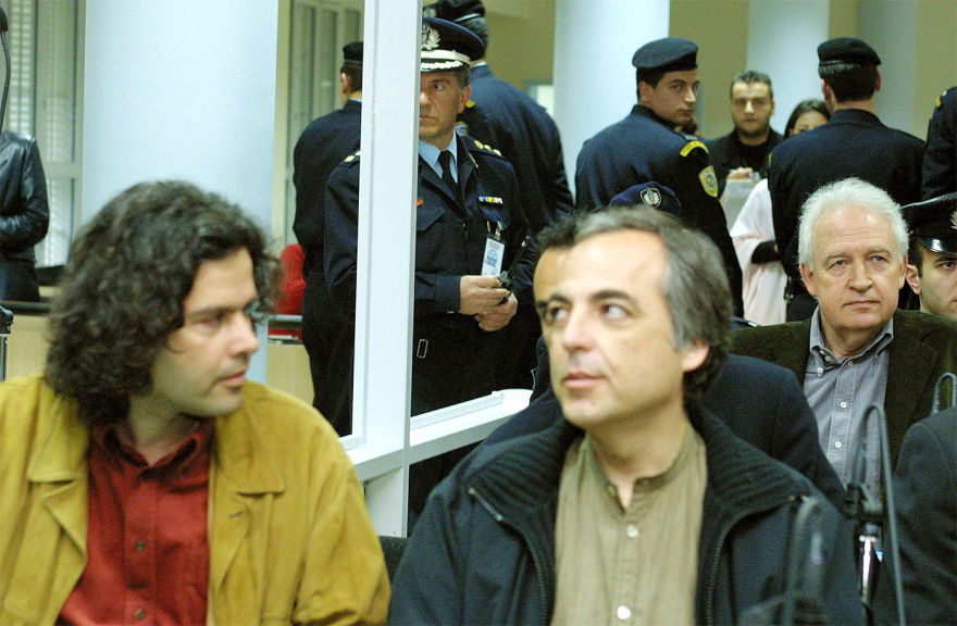 Αλέξανδρος Γιωτόπουλος: Ο αμετανόητος αρχηγός της 17Ν ελεύθερος και με... διδακτορικό