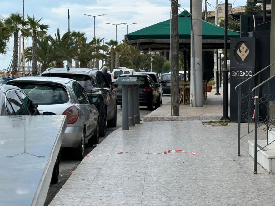 Μικρολίμανο: Αστυνομικοί πυροβόλησαν και τραυμάτισαν άνδρα που έβγαλε όπλο σε έλεγχο, είχε πάνω του και έξι χειροβομβίδες