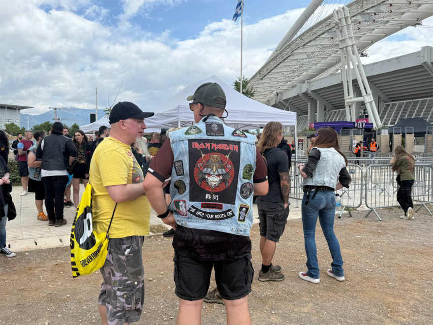 Σε ρυθμούς Iron Maiden απόψε το ΟΑΚΑ: Άνοιξαν οι πύλες, ουρές για την μεγάλη συναυλία, δείτε εικόνες