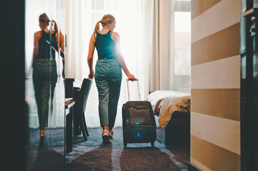Καβγάδες για τα Airbnb στις πολυκατοικίες: Όταν οι γείτονες καταλήγουν στα δικαστήρια