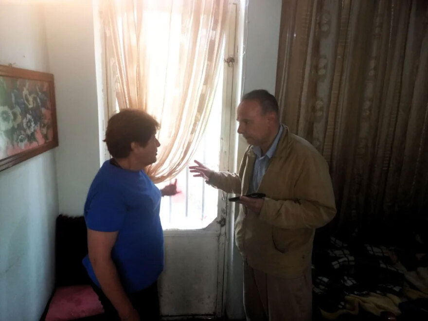Άγρια ληστεία στην Πάτρα με θύματα ηλικιωμένο ζευγάρι που ξυλοξοπήθηκε μέσα στο σπίτι του