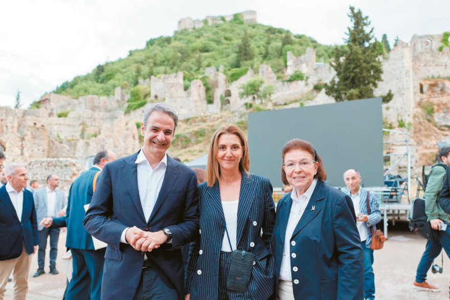 Η "ανάσταση" του Μυστρά μετά από 777 έτη φθοράς και 42 χρόνια εργασιών, επισκέψιμο μνημείο τώρα η Καστροπολιτεία
