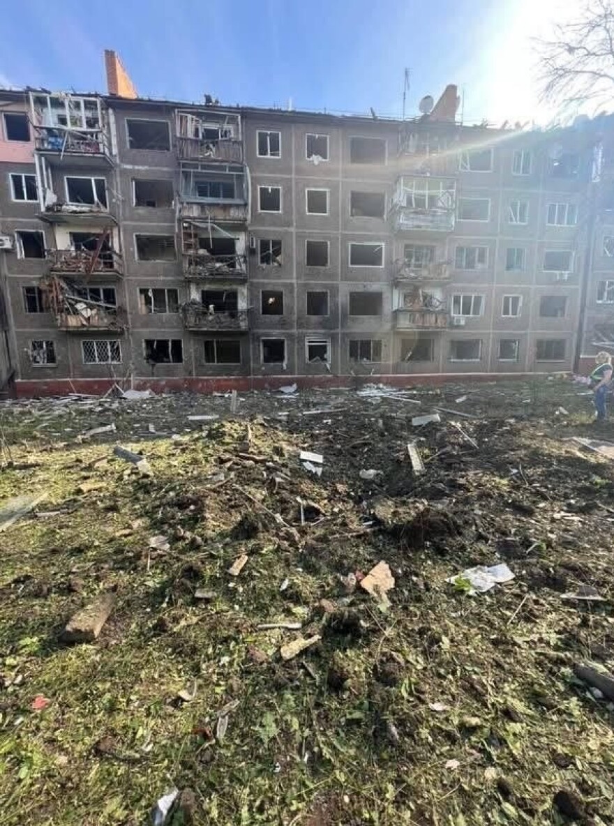 Τουλάχιστον 4 νεκροί από ρωσικά πλήγματα σε Χάρκοβο και Ντονέτσκ, δείτε βίντεο και φωτογραφίες