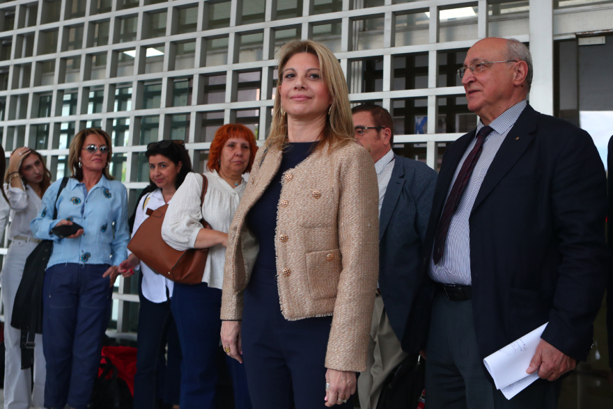 Στον Άρειο Πάγο η Καρυστιανού για την ιδρυτική διακήρυξη της Ελπίδας για τη Δημοκρατία: «Καλούμε όσους θέλουν την αλλαγή να έρθουν δίπλα μας»