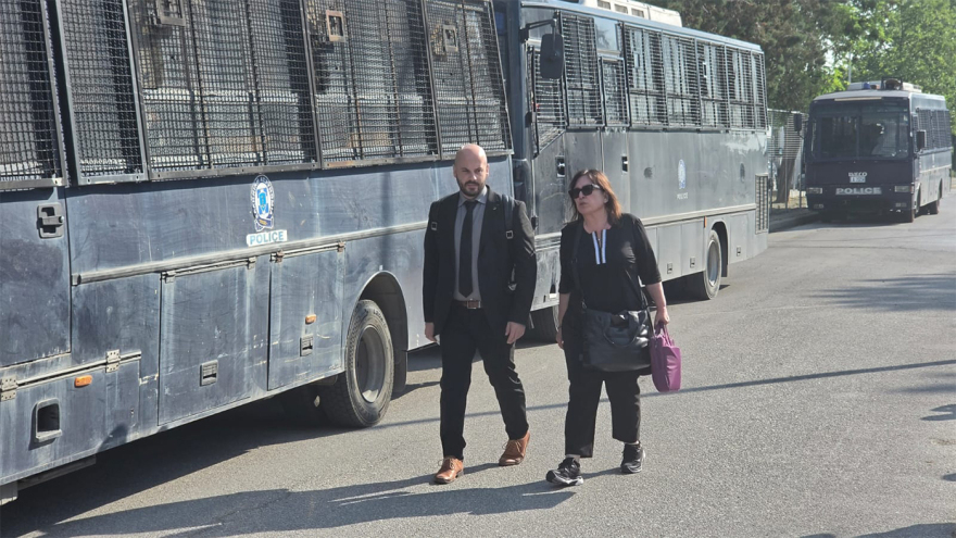 Συνεχίζεται σήμερα στη Λάρισα η δίκη για τα Τέμπη: Το νέο «λίφτινγκ» στην αίθουσα και οι επιπλέον 100 θέσεις για κοινό και δικηγόρους