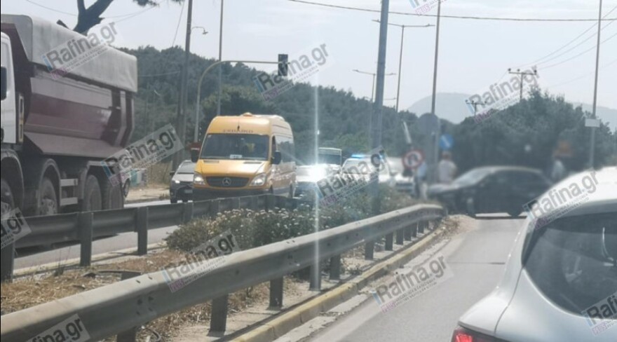 Έξοδος Αγίου Πνεύματος: Μετ' εμποδίων η κίνηση στον Κηφισό, καθυστερήσεις στην Αττική Οδό,  δυσκολίες στην Αθηνών - Κορίνθου
