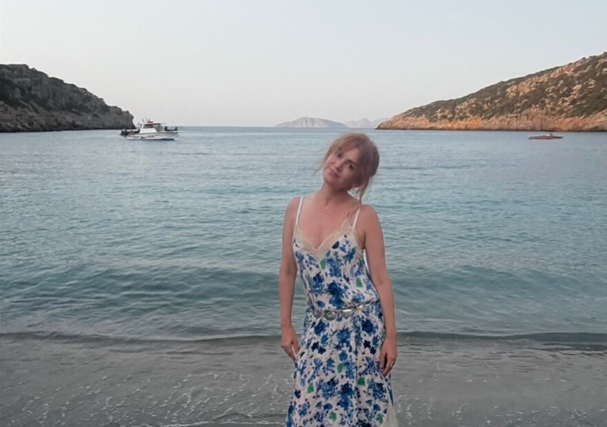 «Οικογένεια, φέτα...»: Διακοπές στην Ελλάδα για την Άιλα Φίσερ με τους γονείς και τα παιδιά της, φωτογραφίες