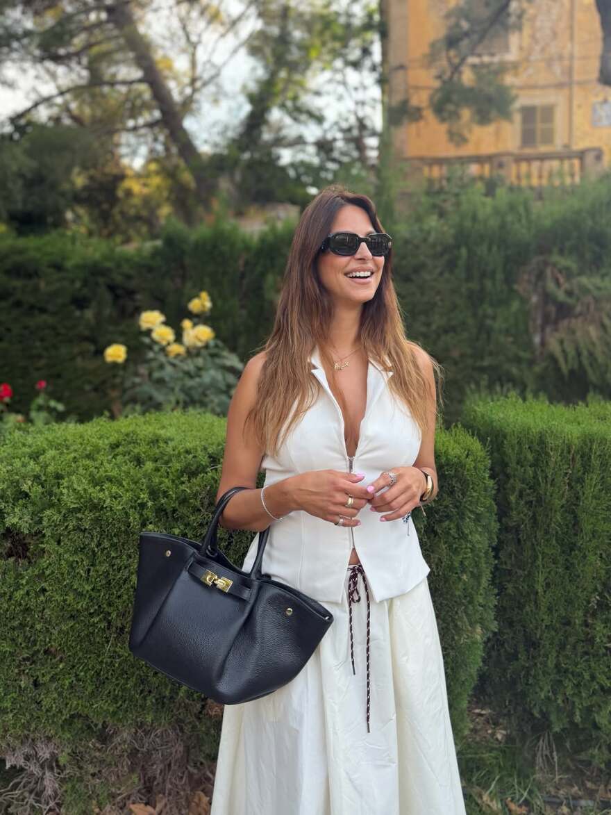 Αποδράσεις στη Μαγιόρκα για Κωνσταντίνα Ευρυπίδου και Φίλιππο Μιχόπουλο – Στιγμές χαλάρωσης στο νησί της Μεσογείου Η Κωνσταντίνα Ευρυπίδου ανέβασε φωτογραφίες από το ταξίδι με τον Φίλιππο Μιχόπουλο στη Μαγιόρκα