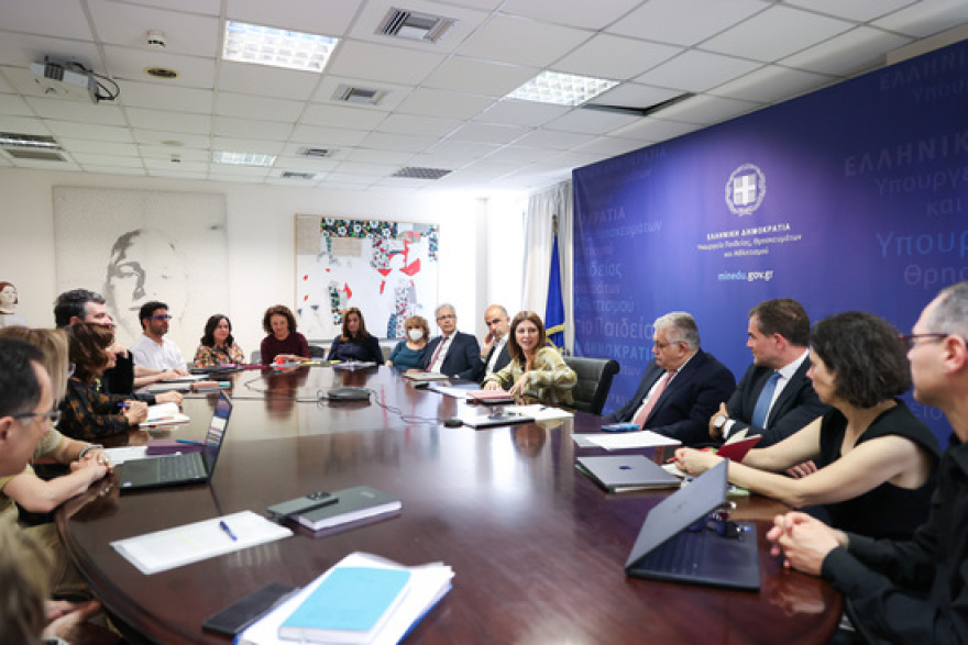 Ανώτατη Σχολή Παραστατικών Τεχνών: Ποια είναι η νέα πανεπιστημιακή στέγη των καλλιτεχνών
