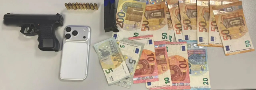 Με εκσκαφέα έψαξε η αστυνομία τις χρυσές λίρες στη βίλα των Βιλανάκιδων στη Λάρισα, δείτε βίντεο
