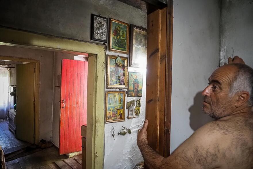 «Τρόμος, δεν πρόλαβα ούτε παπούτσια να βάλω»: Μαρτυρίες κατοίκων για τους σεισμούς στην Εύβοια
