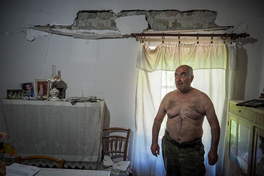 «Τρόμος, δεν πρόλαβα ούτε παπούτσια να βάλω»: Μαρτυρίες κατοίκων για τους σεισμούς στην Εύβοια