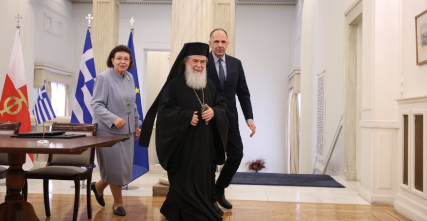 Συνάντηση Γεραπετρίτη με τον πατριάρχη Ιερουσαλήμ και πάσης Παλαιστίνης Θεόφιλο Γ'