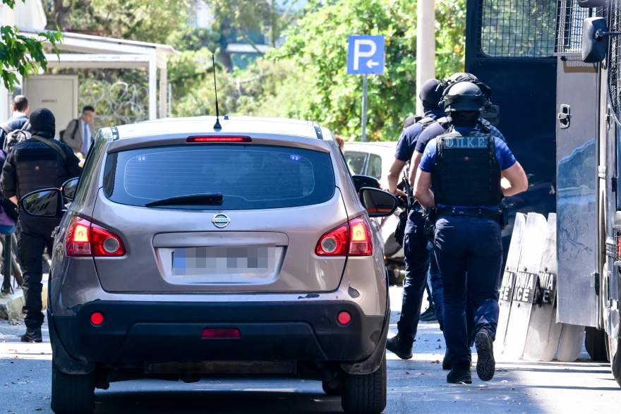 Στον εισαγγελέα ο 37χρονος Παλαιστίνιος της Χαμάς που κατηγορείται για σχέδιο τρομοκρατικής επίθεσης, δείτε βίντεο