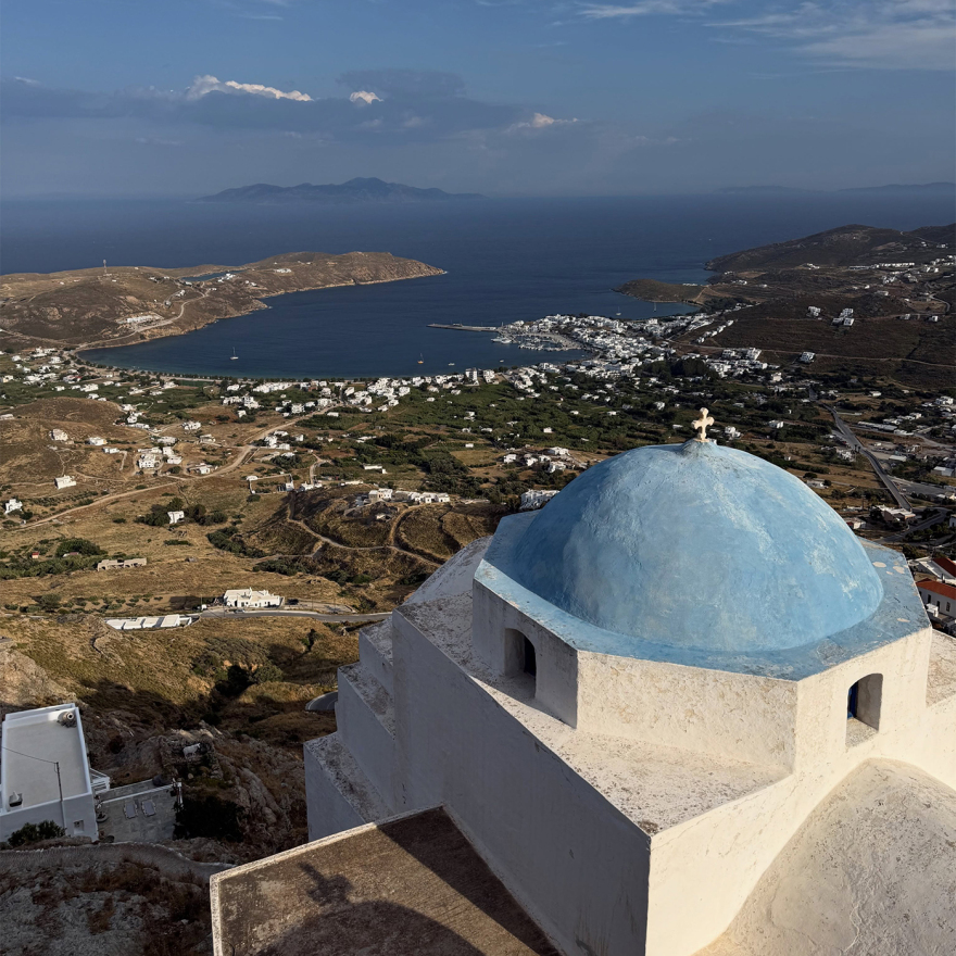 Ο Στέφανος Τσιτσιπάς στη Σέριφο με τη σύντροφό του, δείτε φωτογραφίες από τις διακοπές τους
